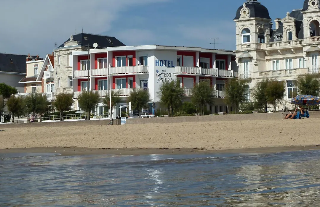 Hotel Le Trident Thyrsé-1