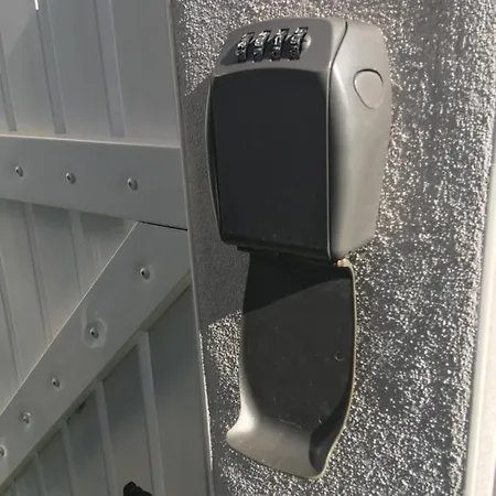 LauRina - Chambre, SDB, terrasse, arrivée autonome-3